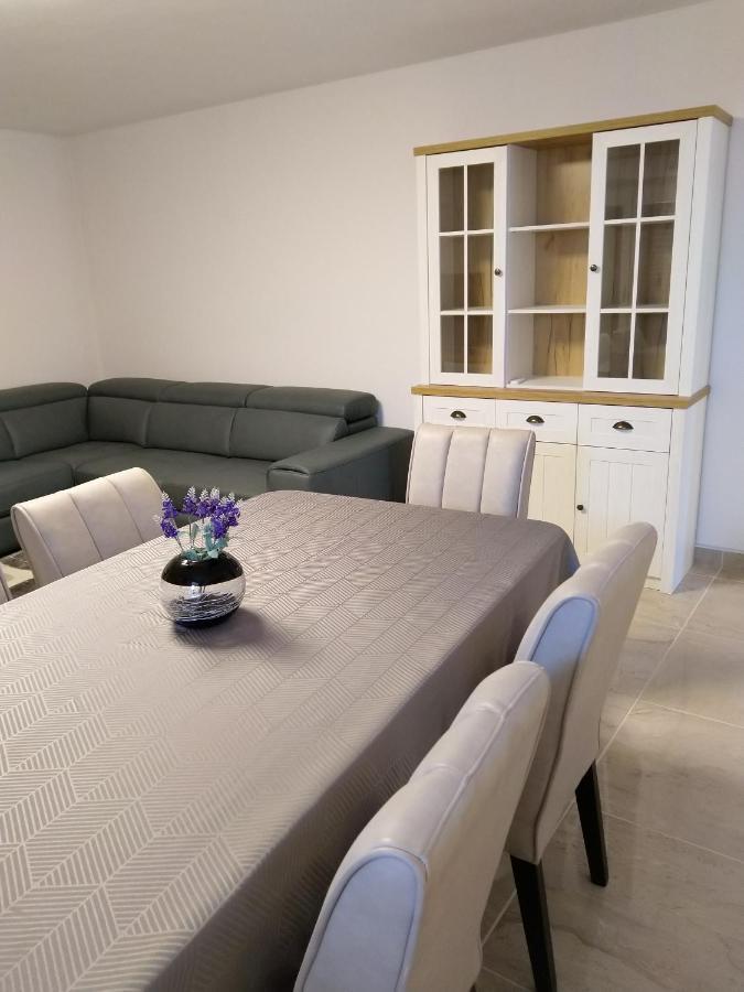 Apartman Catarina Vrsar Exterior foto