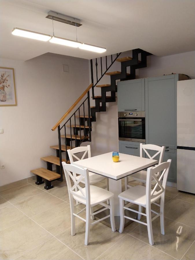 Apartman Catarina Vrsar Exterior foto